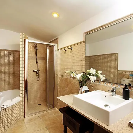 Encinas Holiday home